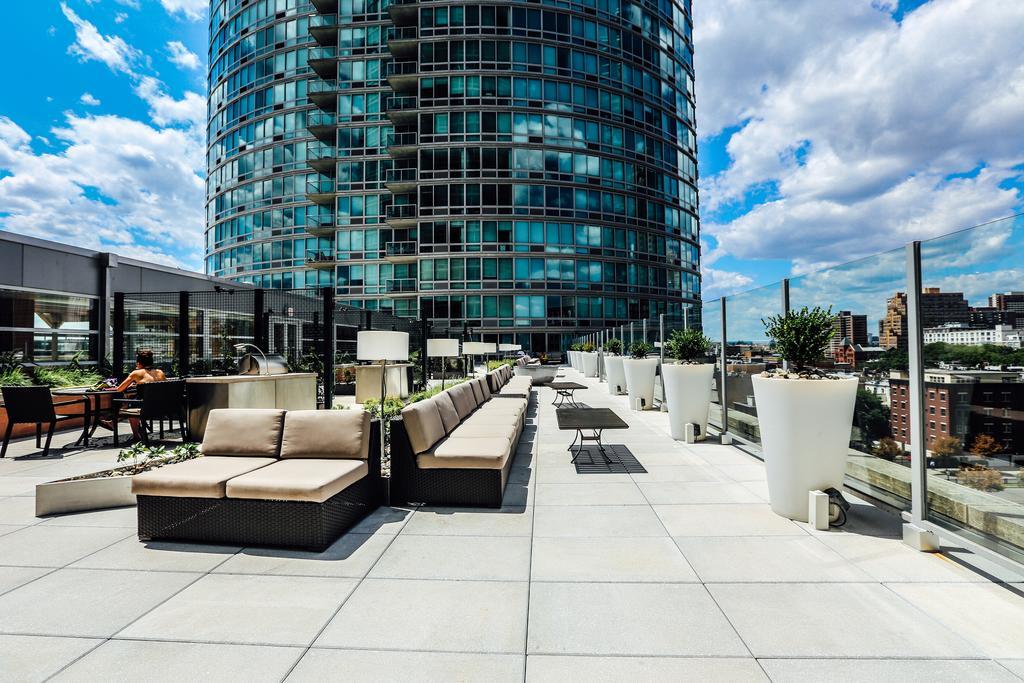Liberty Towers - A Premier Furnished Appartement *